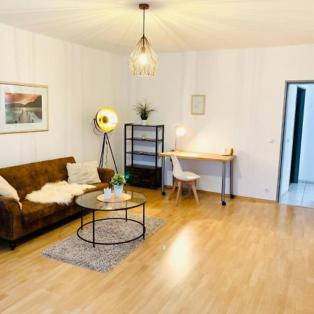 Schone, Gut Ausgestattete Wohnung Fur 1 Bis 4 Personen - Zentral Gelegen Bad Ems Eksteriør bilde